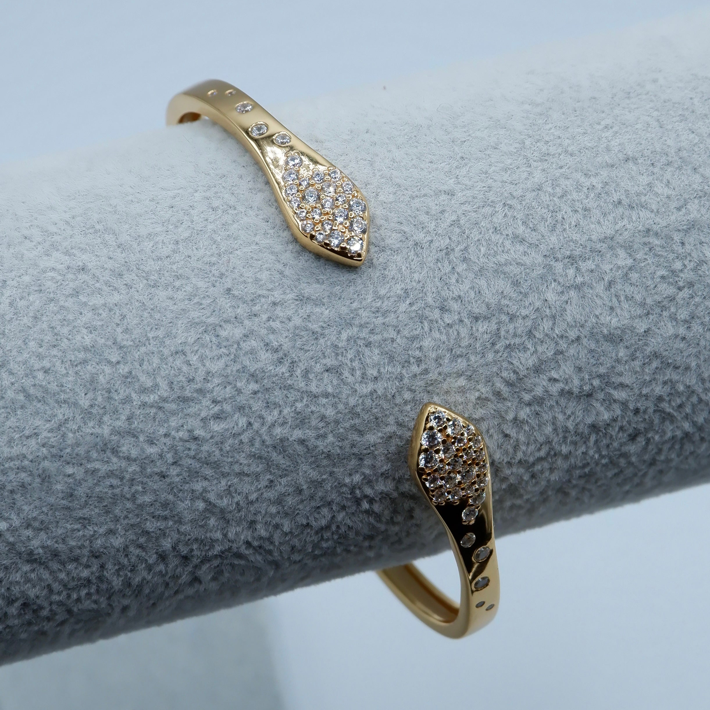 Bracciale rigido serpente