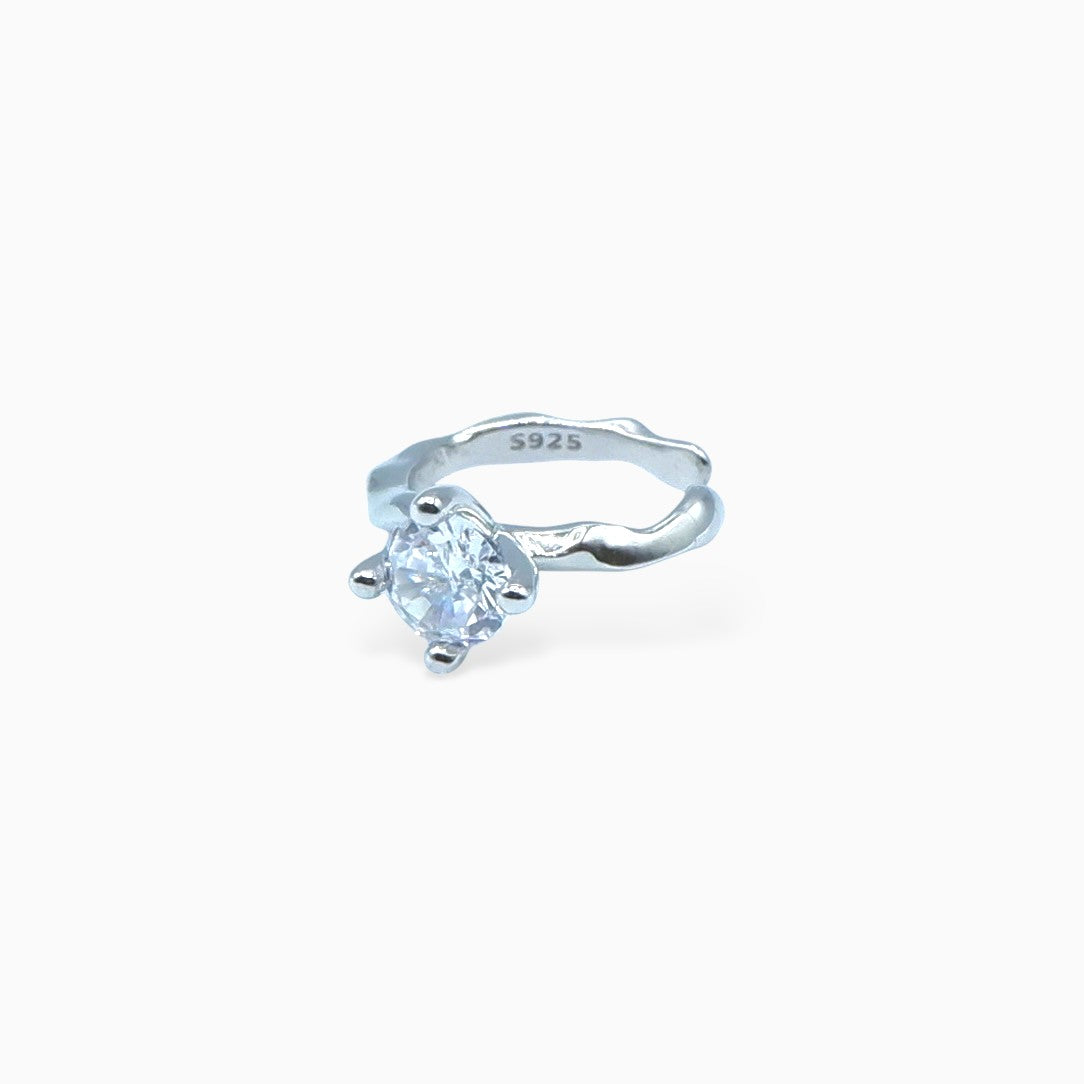 Earcuff punto luce (argento bianco)