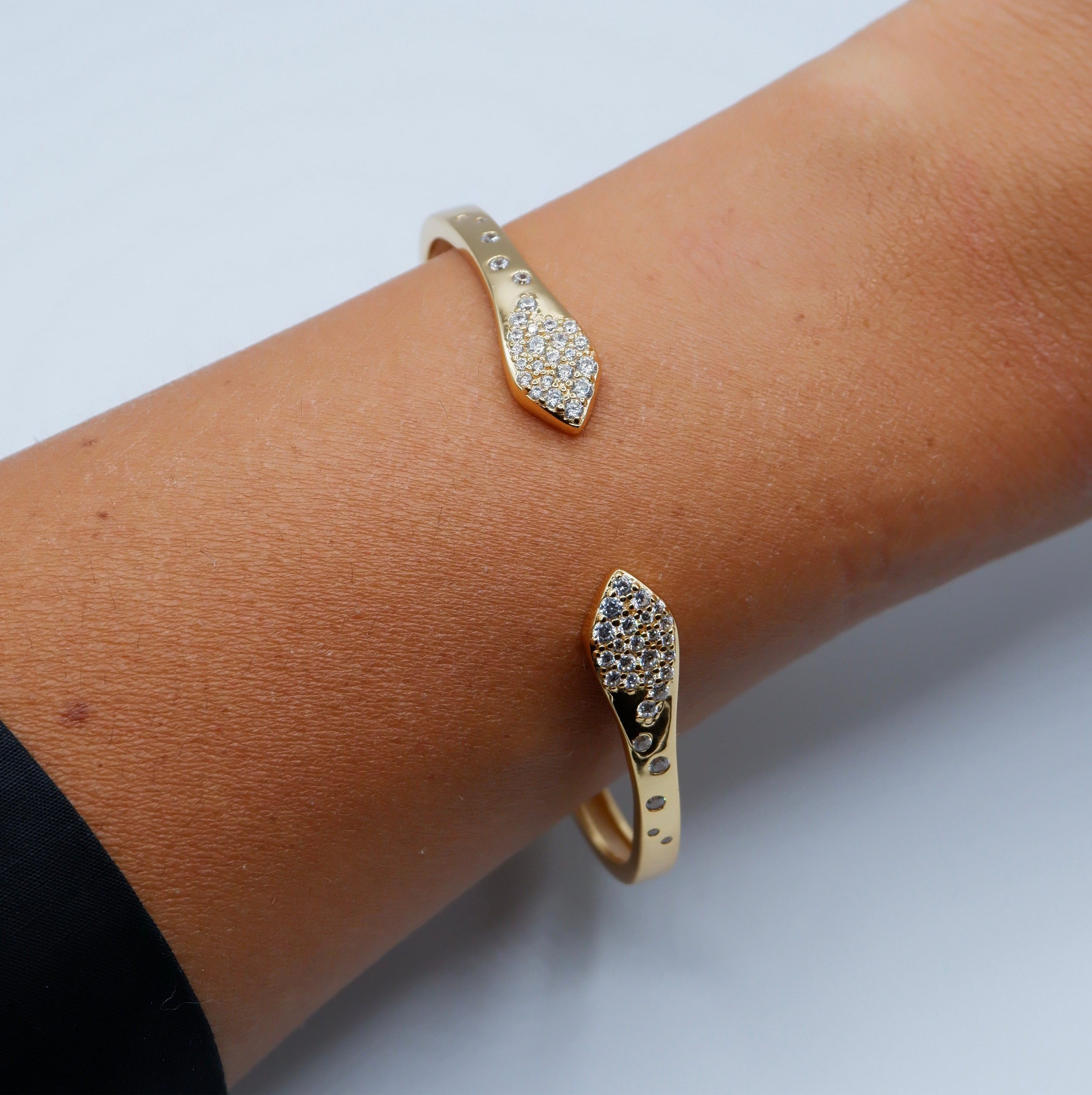 Bracciale rigido serpente