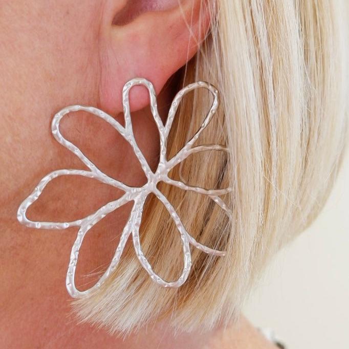 Flower earrings (argento bianco)