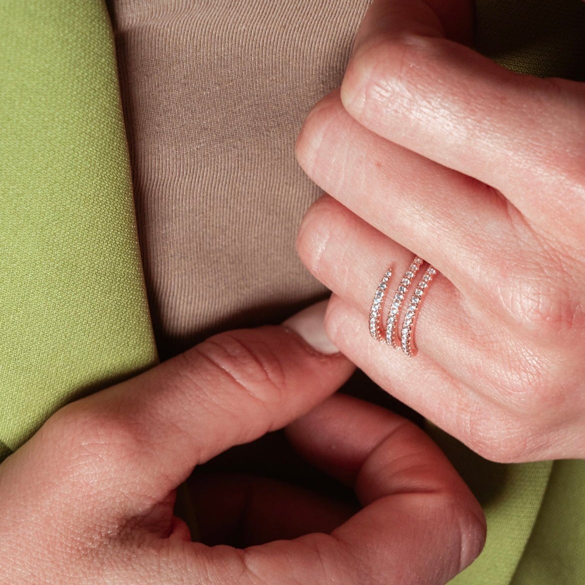 Snake ring (argento rosè)