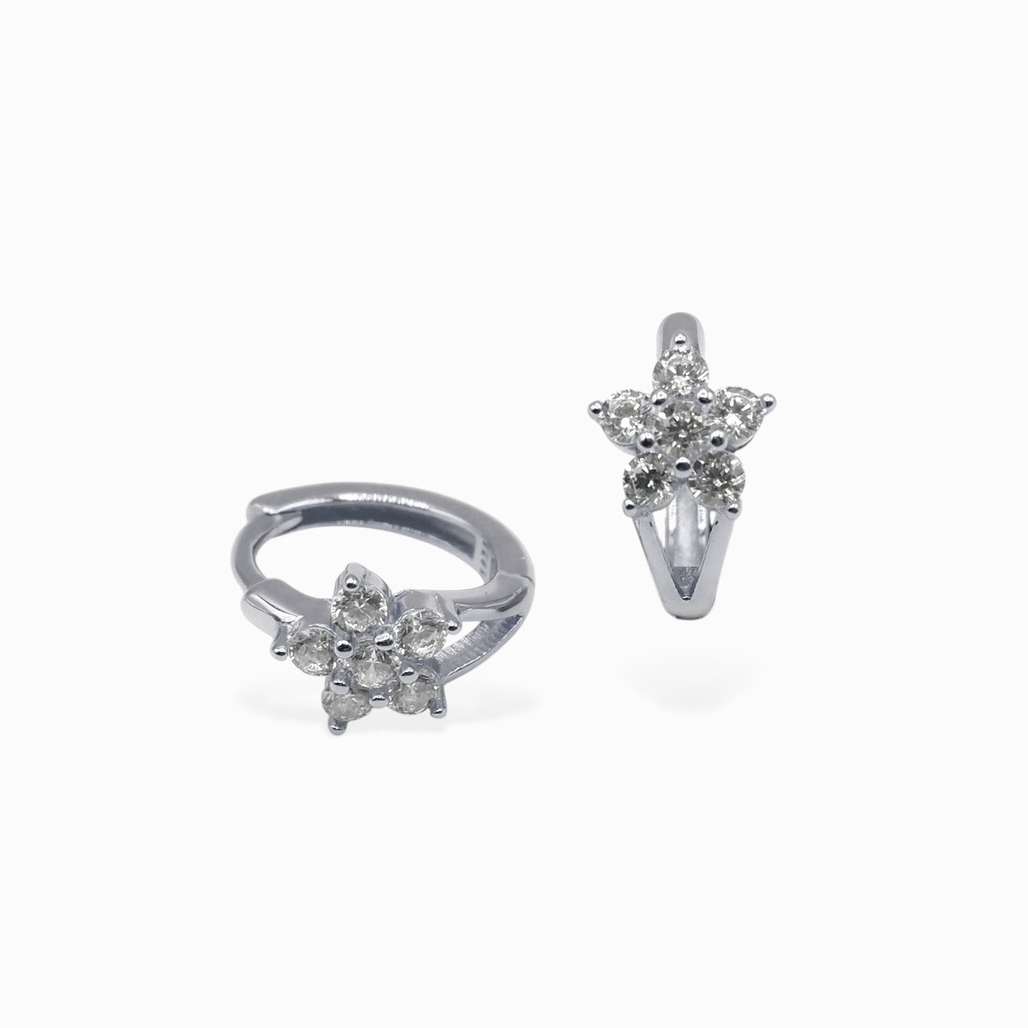 Hoop fiore (argento bianco)