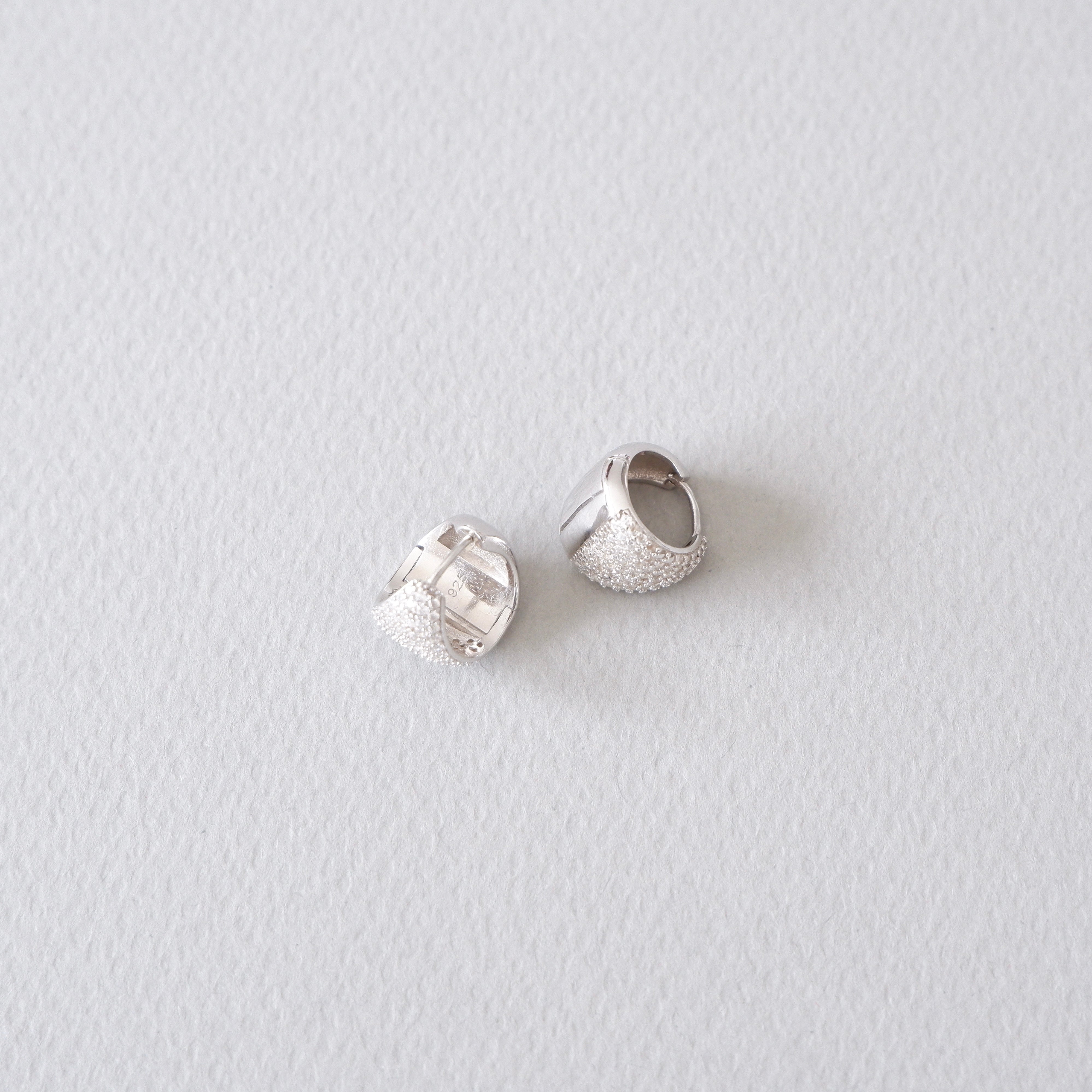 Triangle earrings (argento bianco)