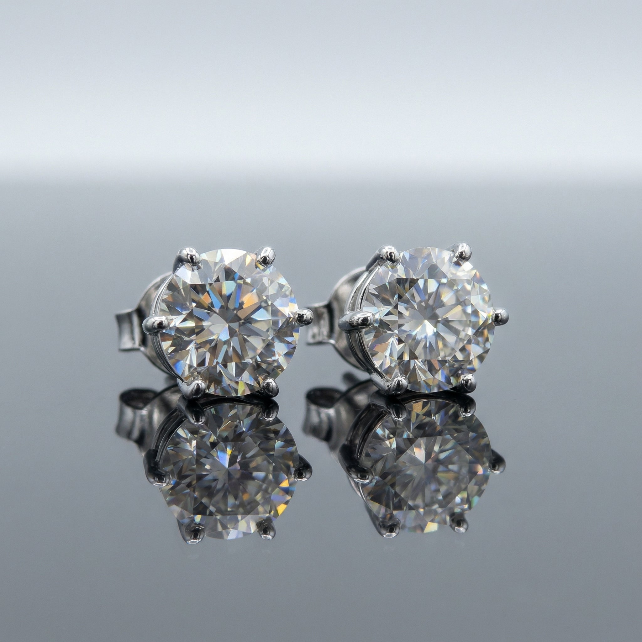 Orecchini punto luce 2 ct